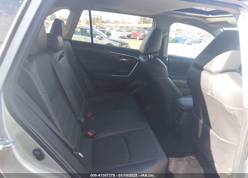 2023 TOYOTA RAV4 HYBRID XLE PREMIUM VIN: 4T3B6RFV5PU109462