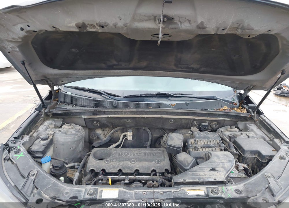 2012 KIA SORENTO LX VIN: 5XYKT4A15CG203897