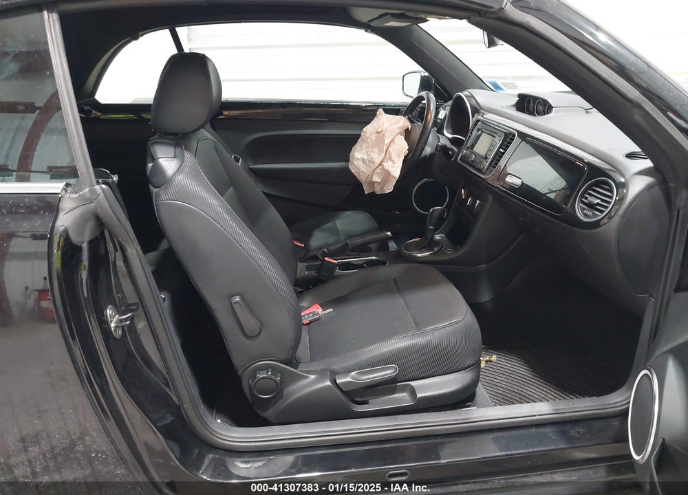 2013 VOLKSWAGEN BEETLE 2.0L TDI VIN: 3VW5L7ATXDM815899