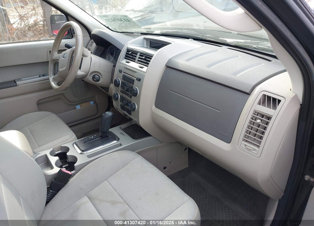 2010 FORD ESCAPE XLT VIN: 1FMCU9DG7AKC87531