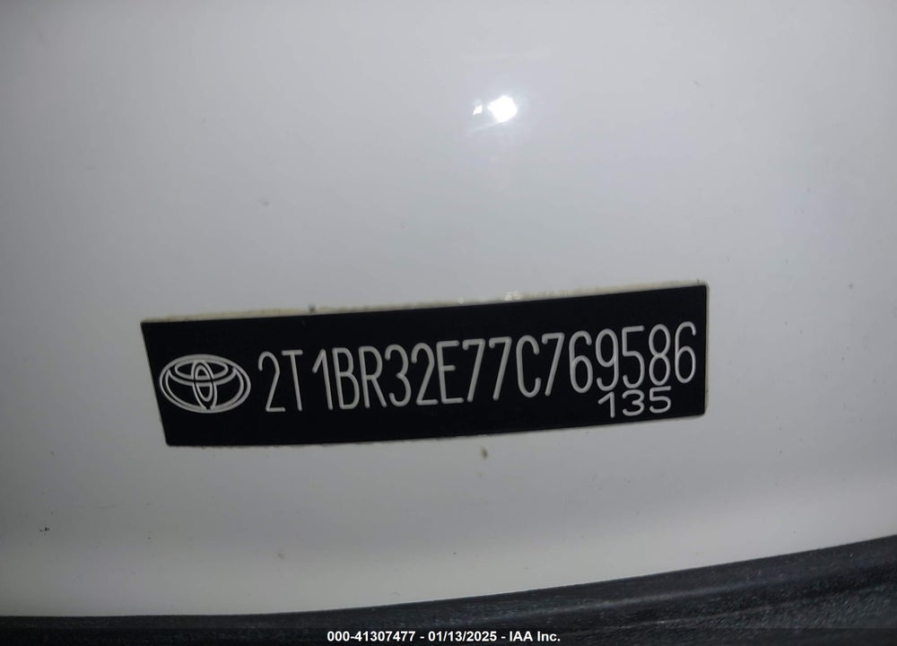 2007 TOYOTA COROLLA CE VIN: 2T1BR32E77C769586
