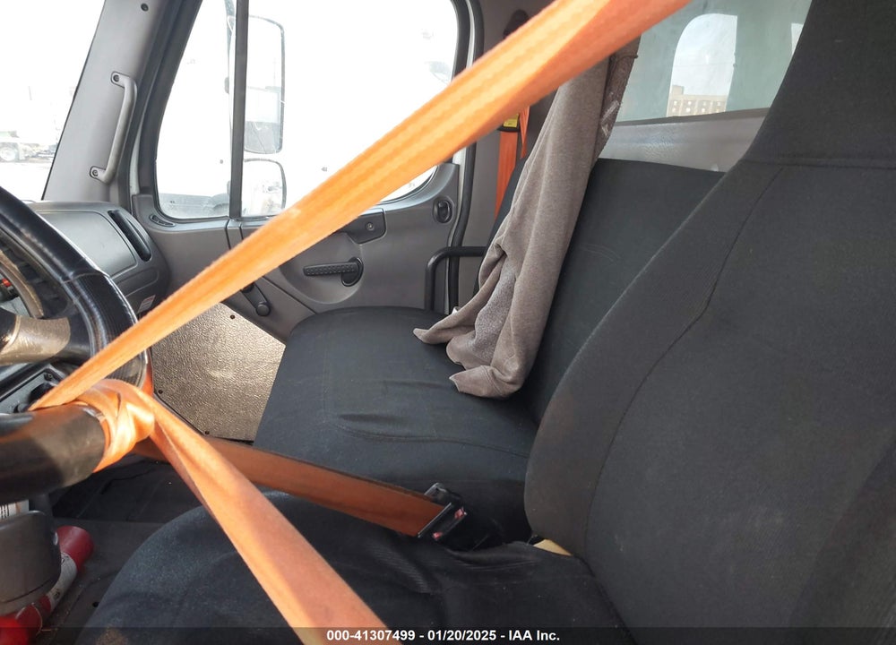 2012 FREIGHTLINER M2 106 MEDIUM DUTY VIN: 1FVACWDT9CDBP2468