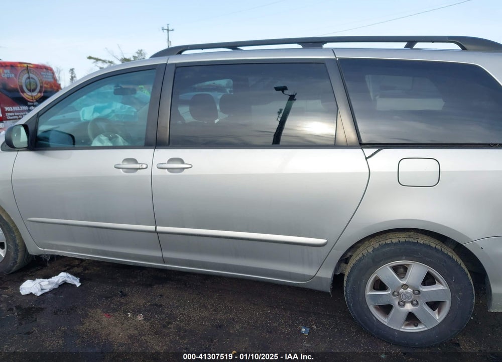2008 TOYOTA SIENNA LE VIN: 5TDZK23C68S225308