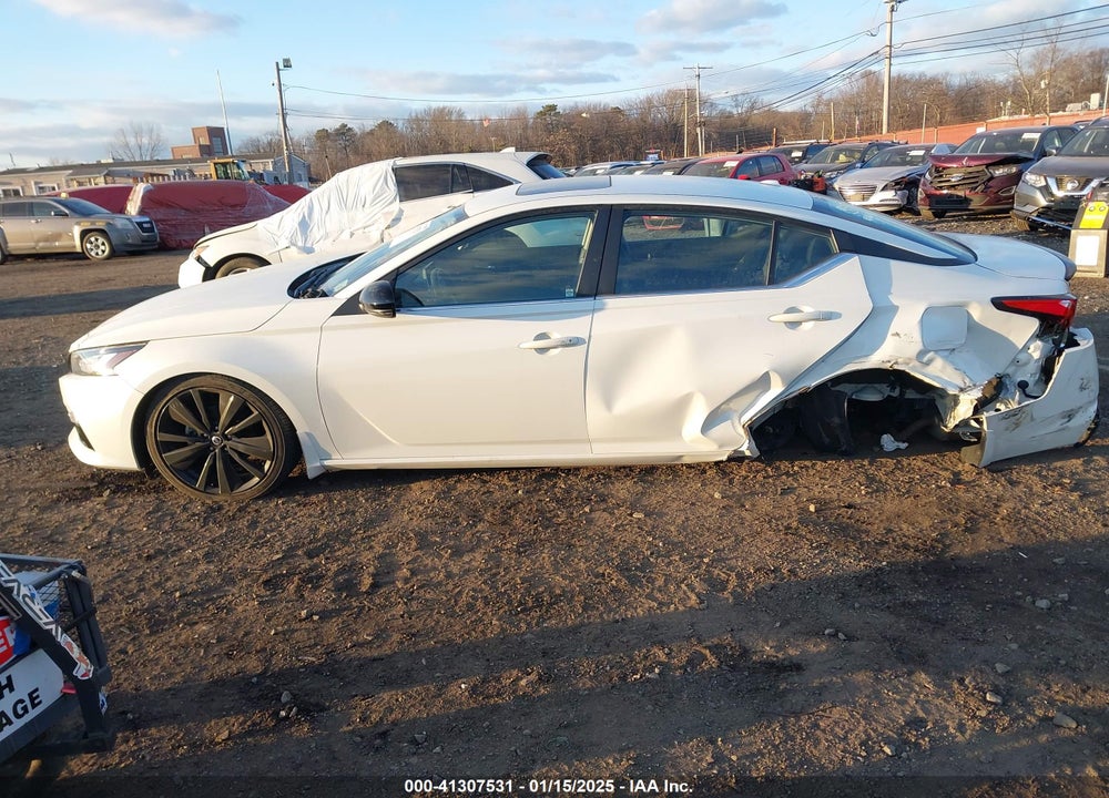 2022 NISSAN ALTIMA SR INTELLIGENT AWD VIN: 1N4BL4CW1NN340846