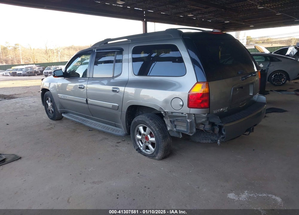 2005 GMC ENVOY XL SLT VIN: 1GKET16S556177504