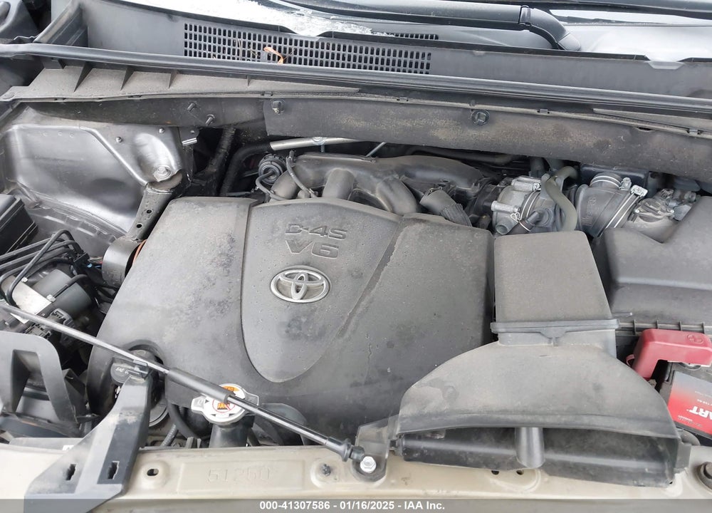 2019 TOYOTA HIGHLANDER LE PLUS VIN: 5TDBZRFH4KS702662