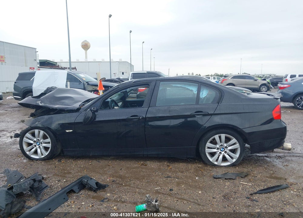 2008 BMW 328I VIN: WBAVA37538NL45587
