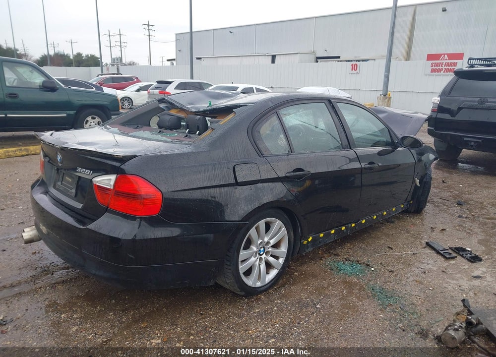 2008 BMW 328I VIN: WBAVA37538NL45587