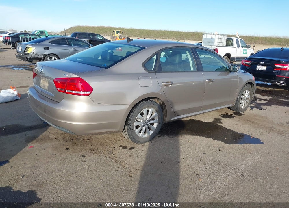 2015 VOLKSWAGEN PASSAT 1.8T WOLFSBURG EDITION VIN: 1VWAT7A35FC011772