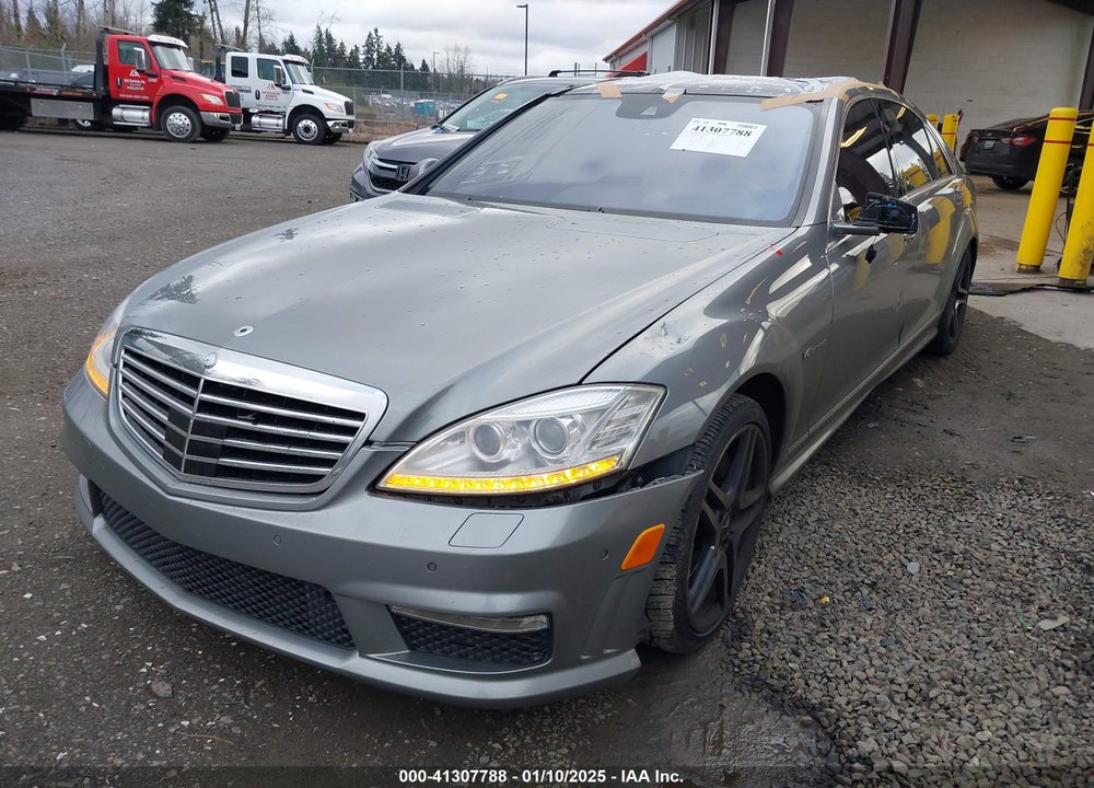 2013 MERCEDES-BENZ S VIN: WDDNG7EB3DA493697