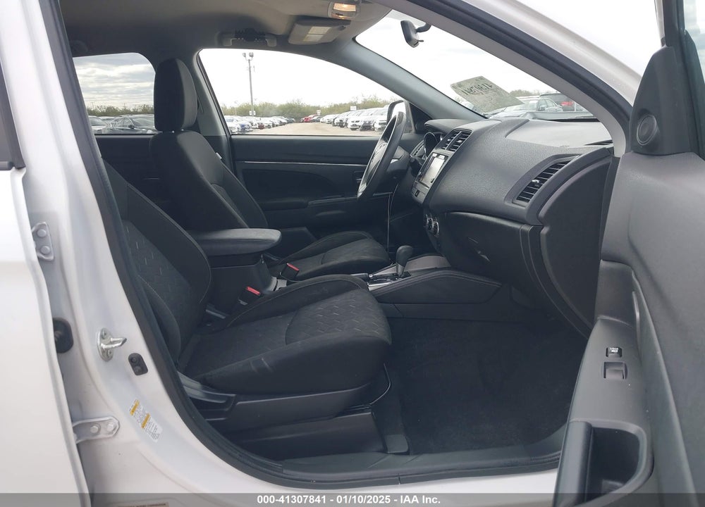 2020 MITSUBISHI OUTLANDER SPORT VIN: JA4AP3AUXLU011629