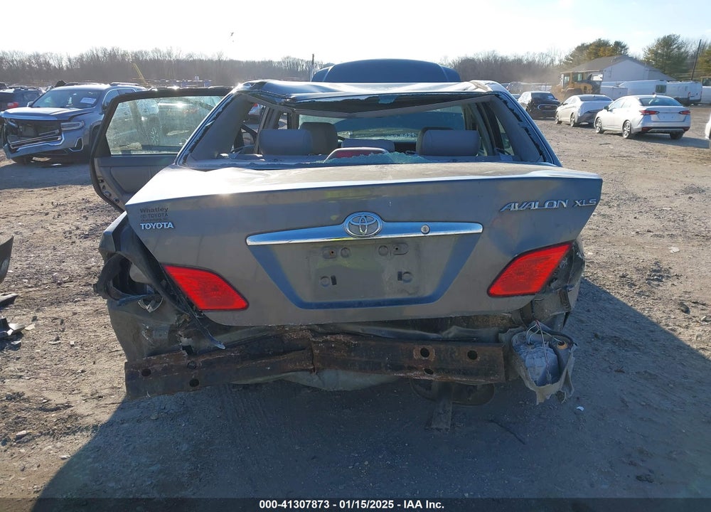 2004 TOYOTA AVALON XLS VIN: 4T1BF28B54U361582