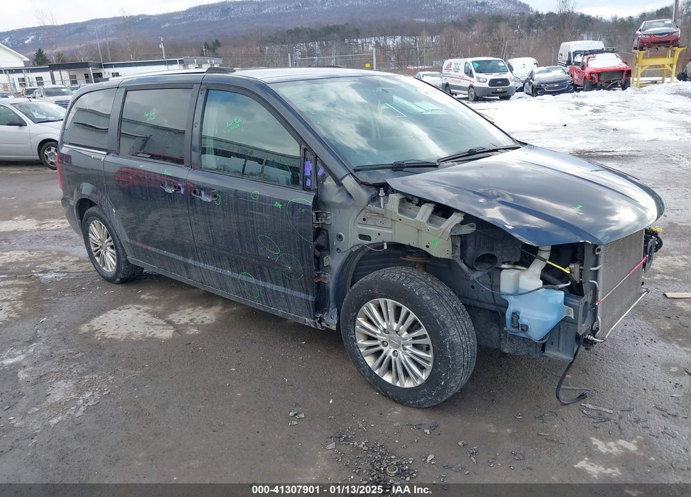 2014 CHRYSLER TOWN & COUNTRY TOURING-L 30TH ANNIVERSARY VIN: 2C4RC1CG5ER330310