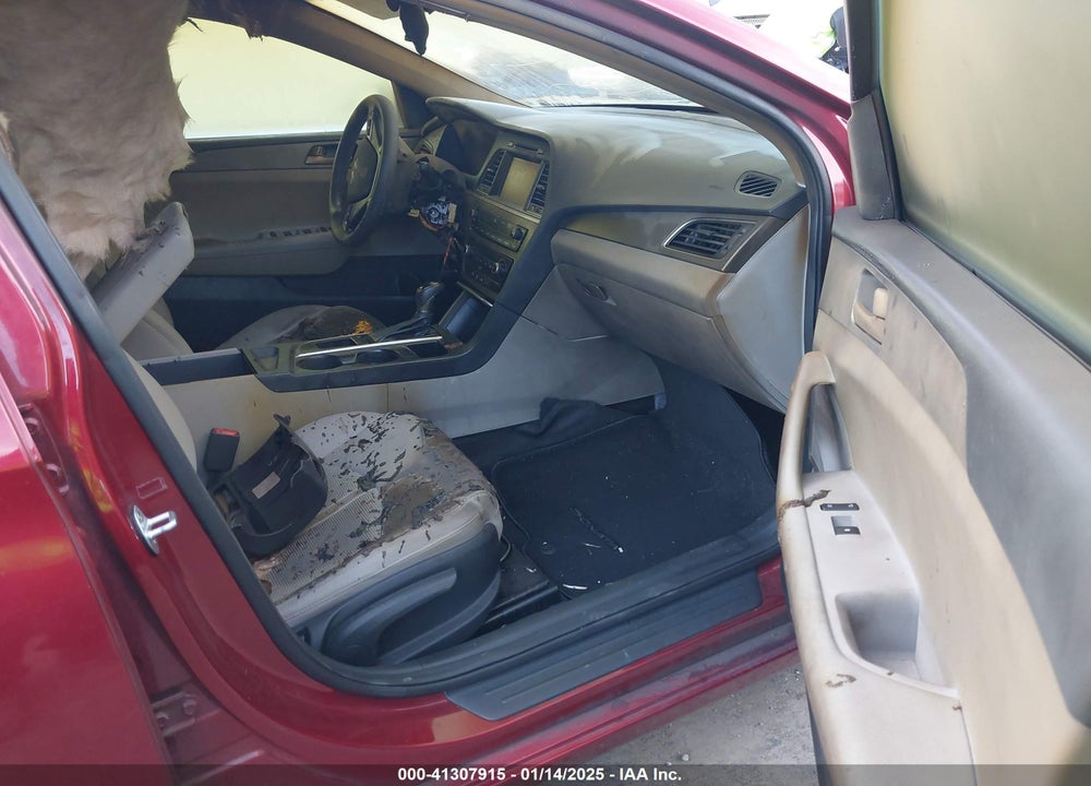 2016 HYUNDAI SONATA SE VIN: 5NPE24AF5GH333351
