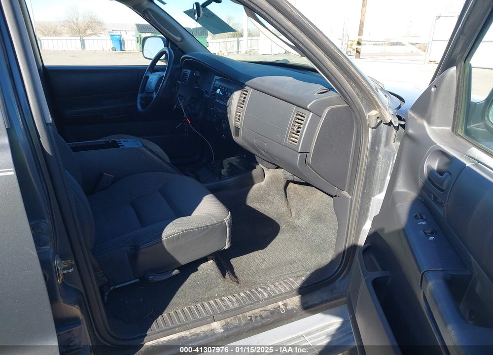 2003 DODGE DURANGO SPORT/SXT VIN: 1D4HS38N93F549358