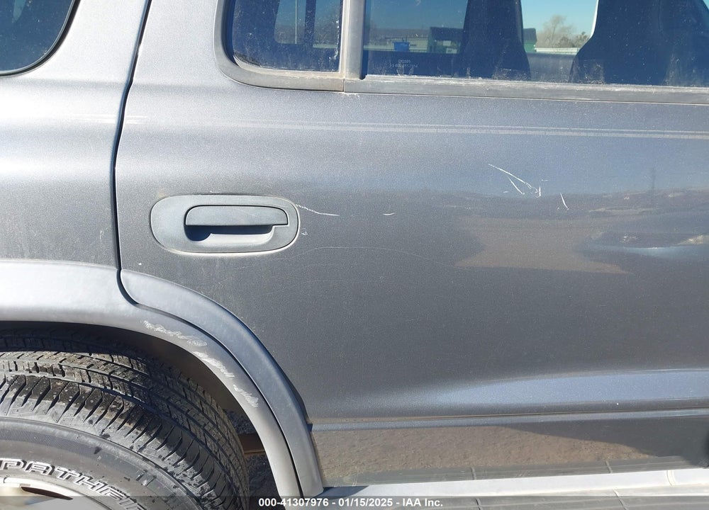 2003 DODGE DURANGO SPORT/SXT VIN: 1D4HS38N93F549358