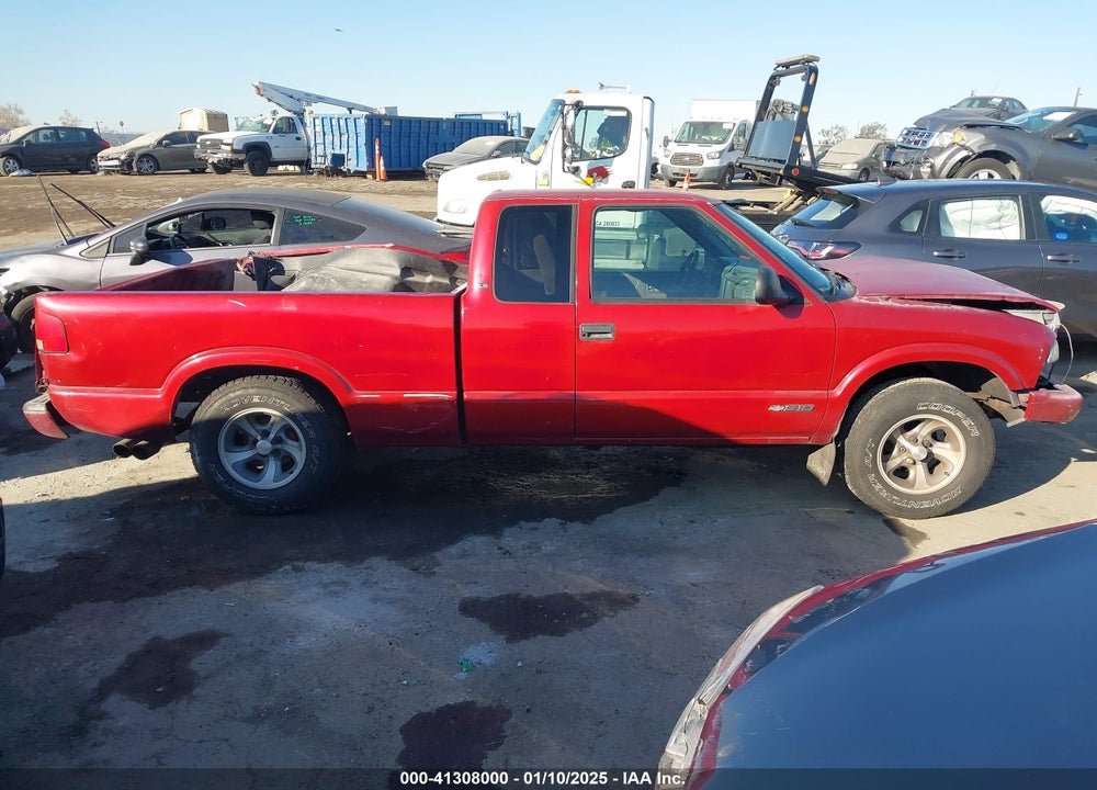 1998 CHEVROLET S-10 LS FLEETSIDE VIN: 1GCCS1940W8126551