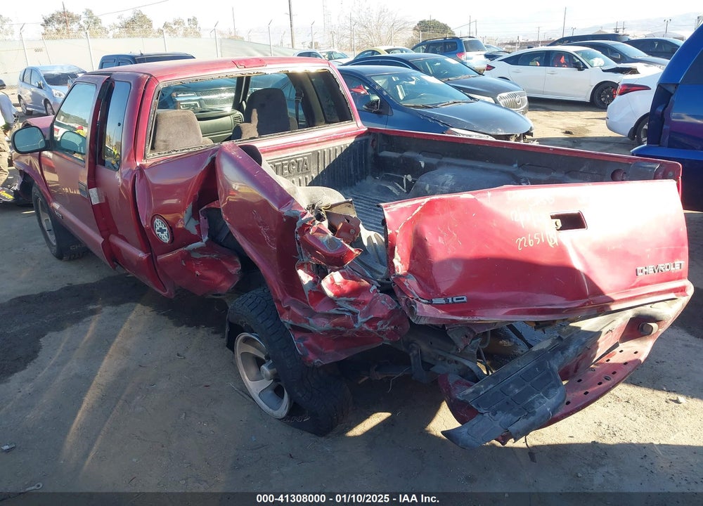 1998 CHEVROLET S-10 LS FLEETSIDE VIN: 1GCCS1940W8126551