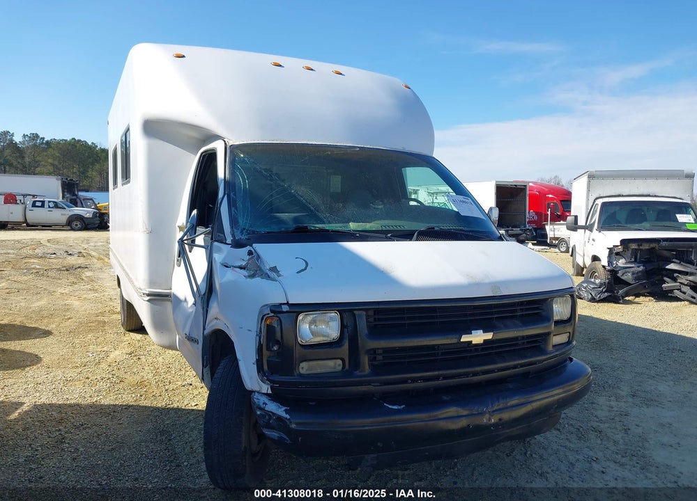 1998 CHEVROLET CUTAWAY COMMERCIAL VIN: 1GBJG31J9W1016830