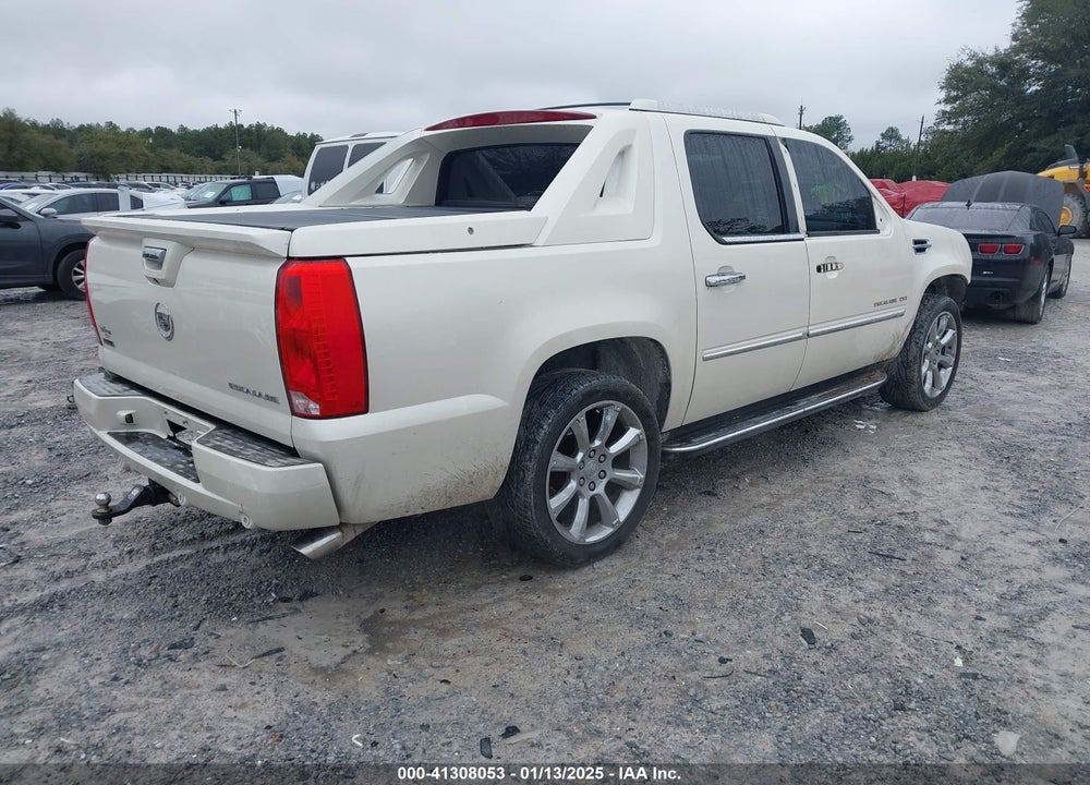 2010 CADILLAC ESCALADE VIN: 3GYVKLEF8AG285021