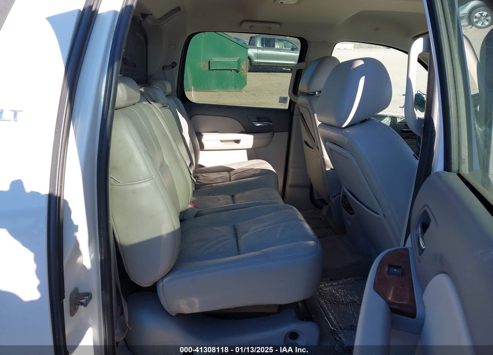 2010 CHEVROLET AVALANCHE 1500 LT1 VIN: 3GNVKFE06AG280359