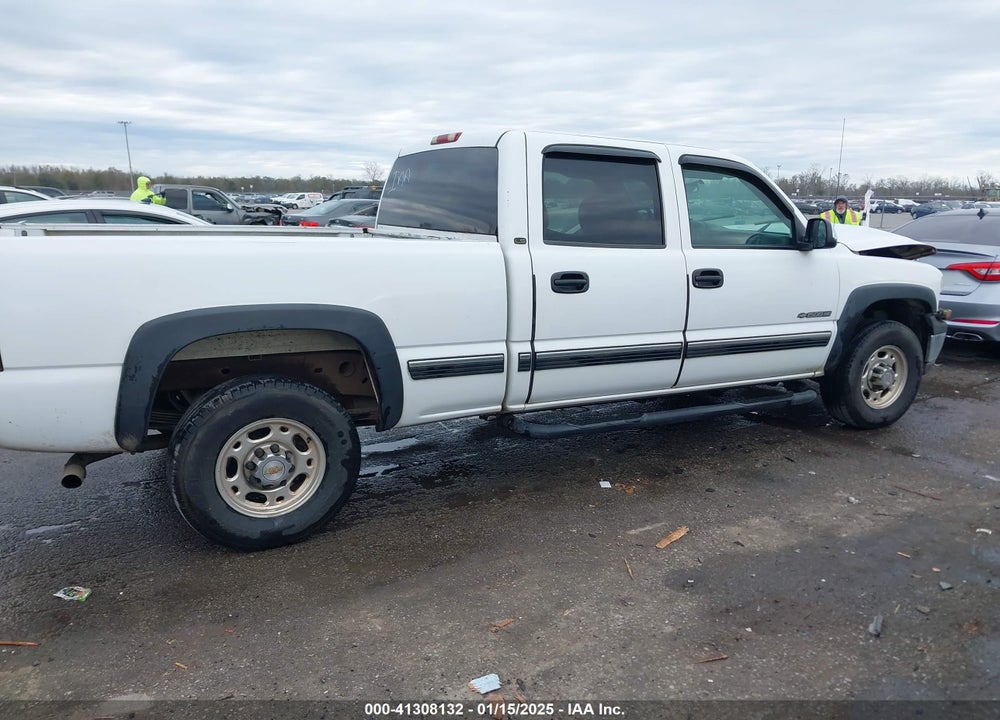 2002 CHEVROLET SILVERADO 1500HD LS VIN: 1GCGC13U42F242249