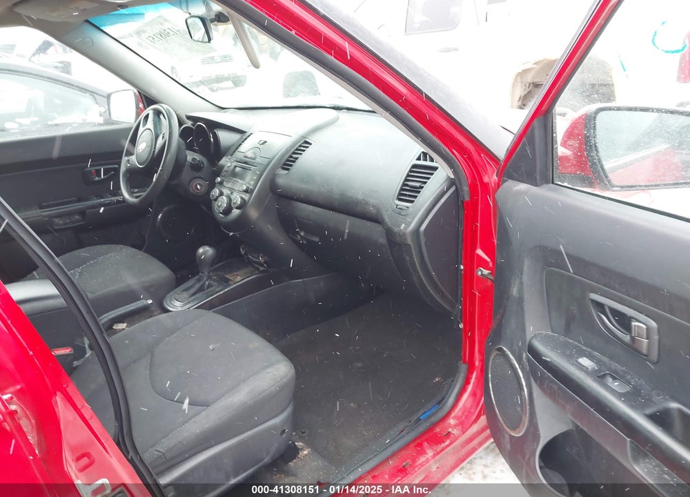 2011 KIA SOUL VIN: KNDJT2A23B7278666