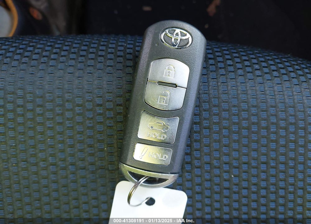 2017 TOYOTA YARIS IA VIN: 3MYDLBYVXHY190784