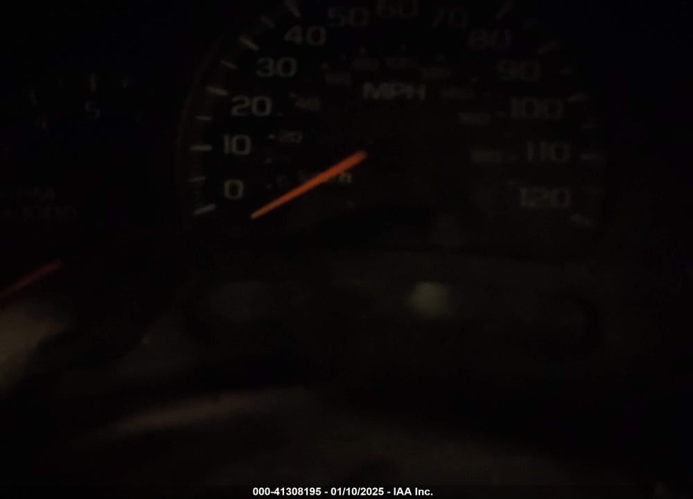 2004 CHEVROLET TAHOE LS VIN: 1GNEK13Z34J238495