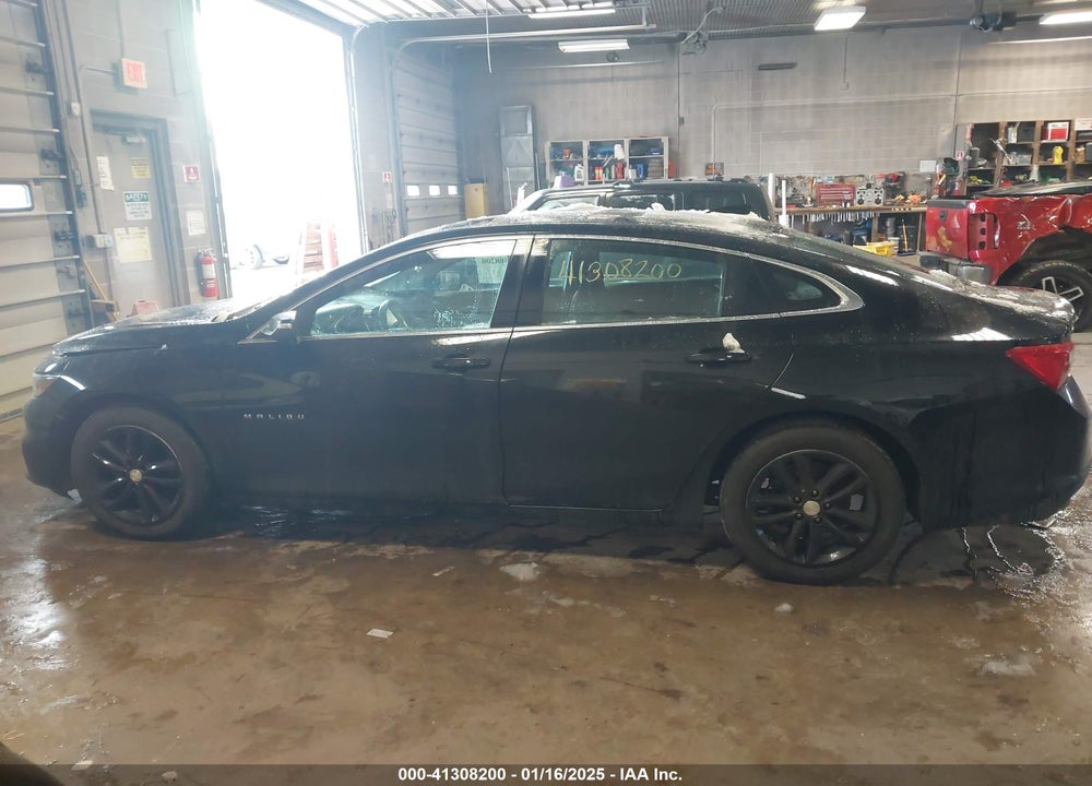 2017 CHEVROLET MALIBU VIN: 1G1ZE5ST1HF199817