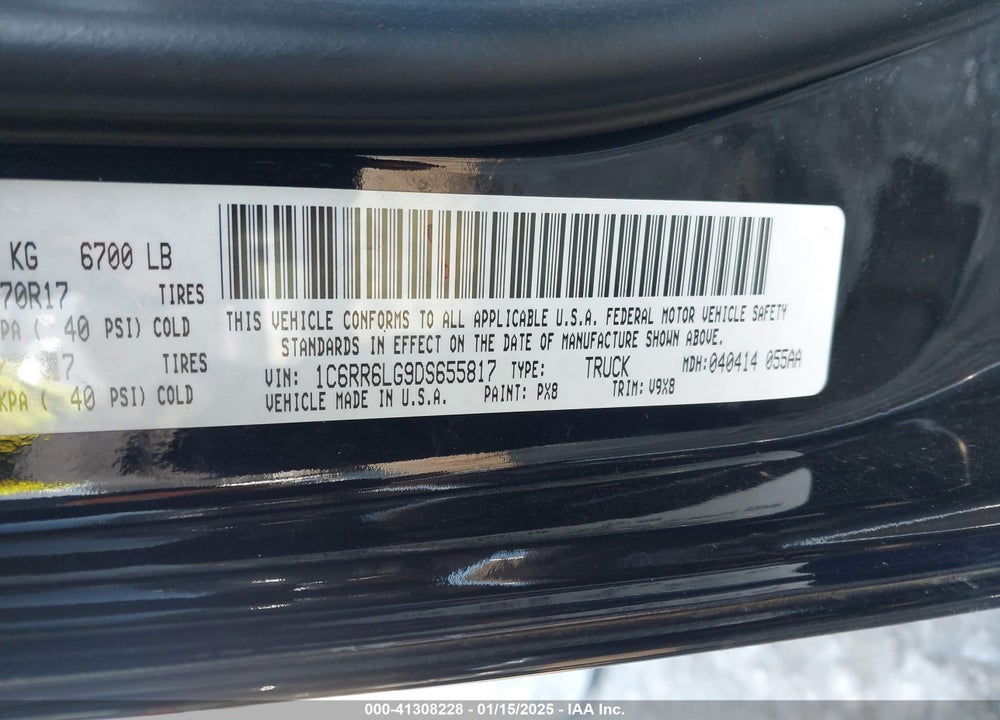 2013 RAM 1500 VIN: 1C6RR6LG9DS655817