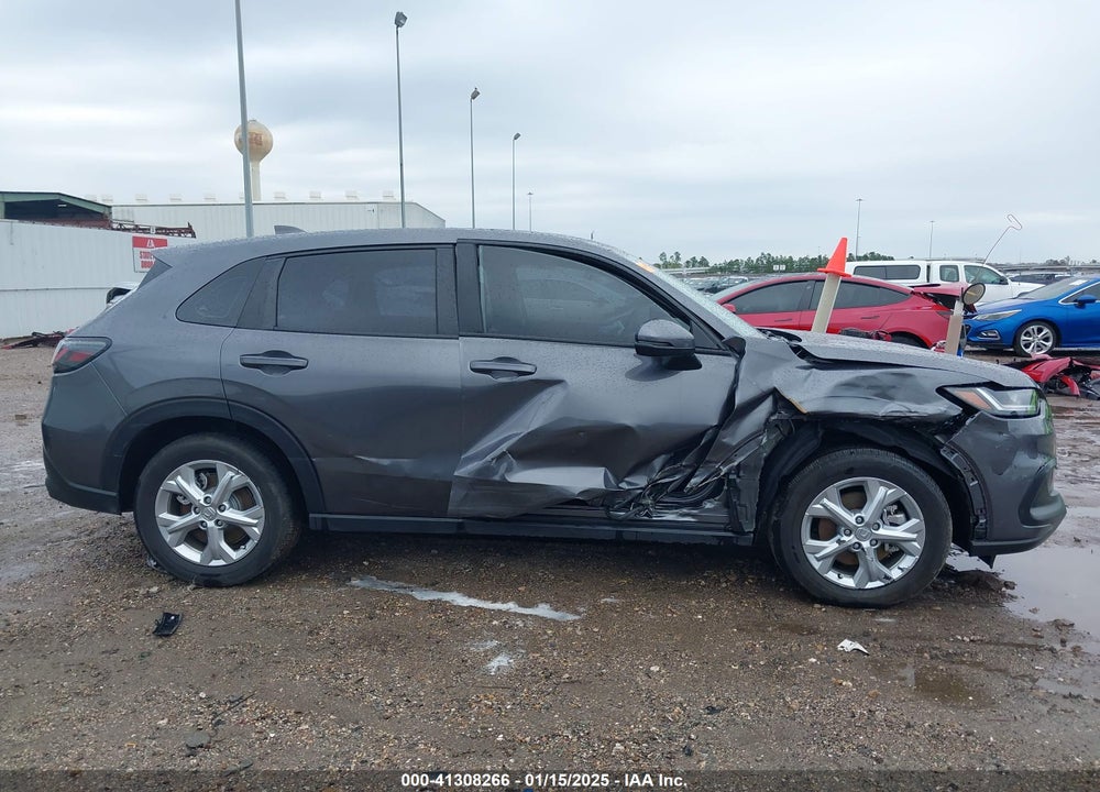 2024 HONDA HR-V 2WD LX VIN: 3CZRZ1H32RM742891