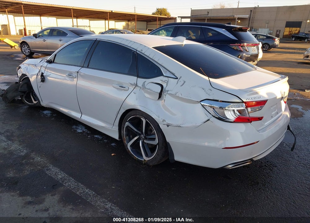 2018 HONDA ACCORD VIN: 1HGCV2F3XJA030552