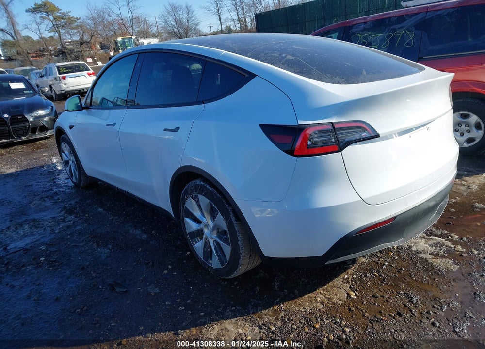 2021 TESLA MODEL Y LONG RANGE DUAL MOTOR ALL-WHEEL DRIVE VIN: 5YJYGAEE3MF185337