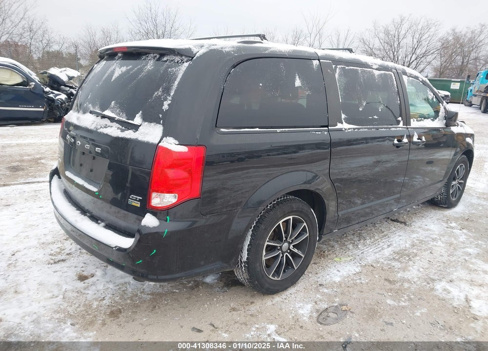 2018 DODGE GRAND CARAVAN GT VIN: 2C4RDGEG4JR345680