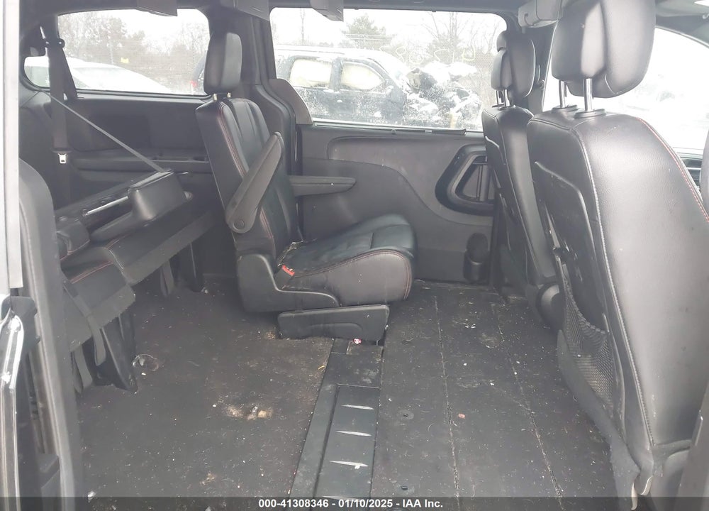 2018 DODGE GRAND CARAVAN GT VIN: 2C4RDGEG4JR345680