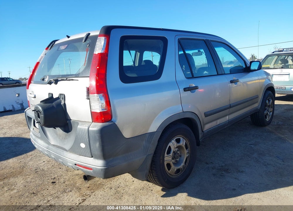 2006 HONDA CR-V LX VIN: JHLRD78526C023648