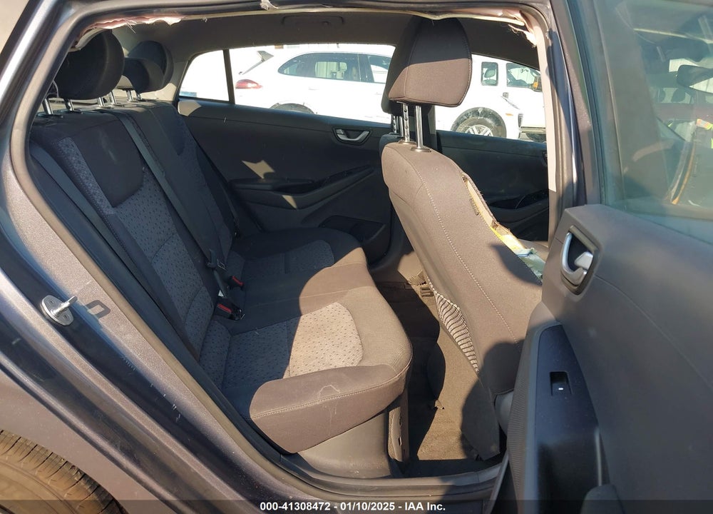 2019 HYUNDAI IONIQ HYBRID VIN: KMHC65LC2KU179535