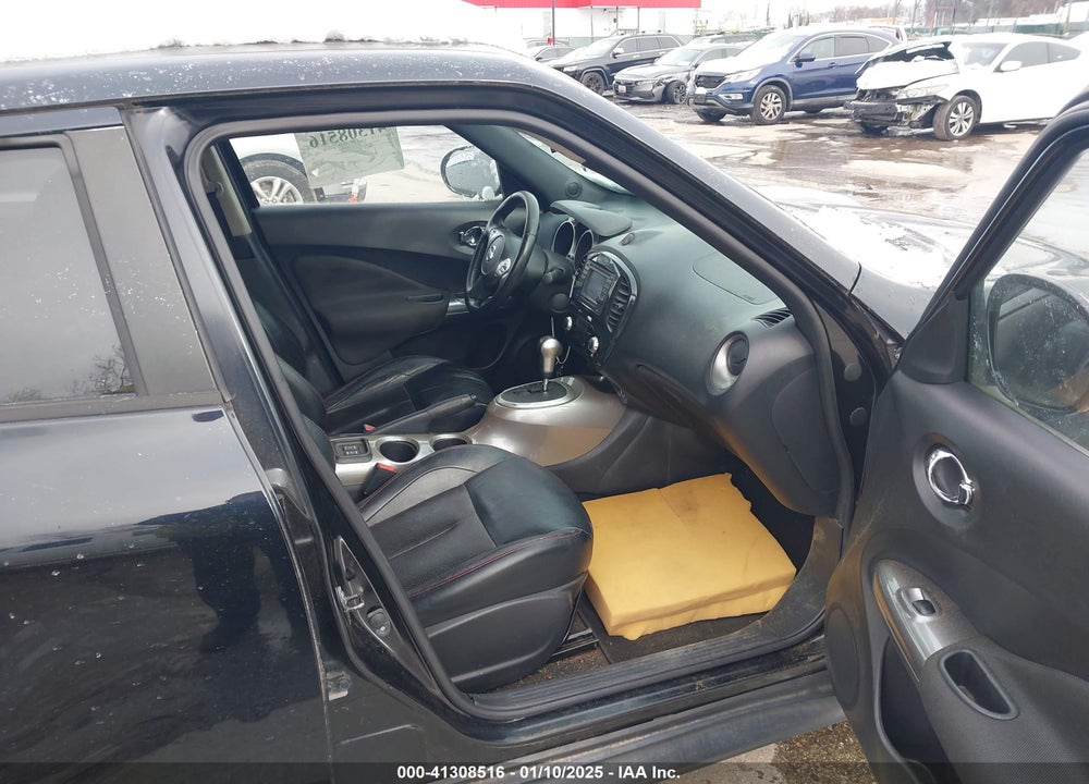 2011 NISSAN JUKE SL VIN: JN8AF5MV7BT011914