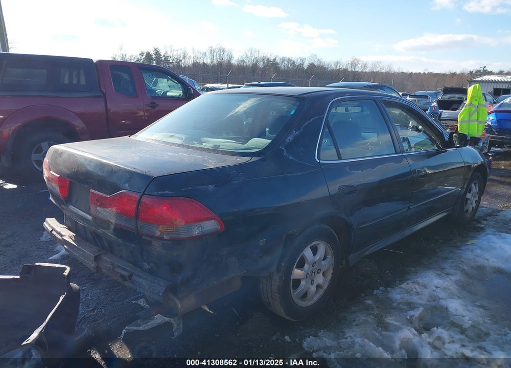 2001 HONDA ACCORD 2.3 EX VIN: 1HGCG566X1A052802