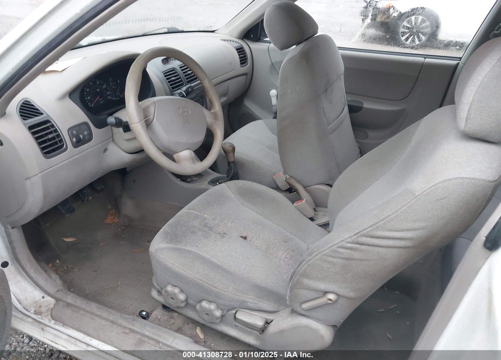 2001 HYUNDAI ACCENT GS VIN: KMHCG35C81U067870