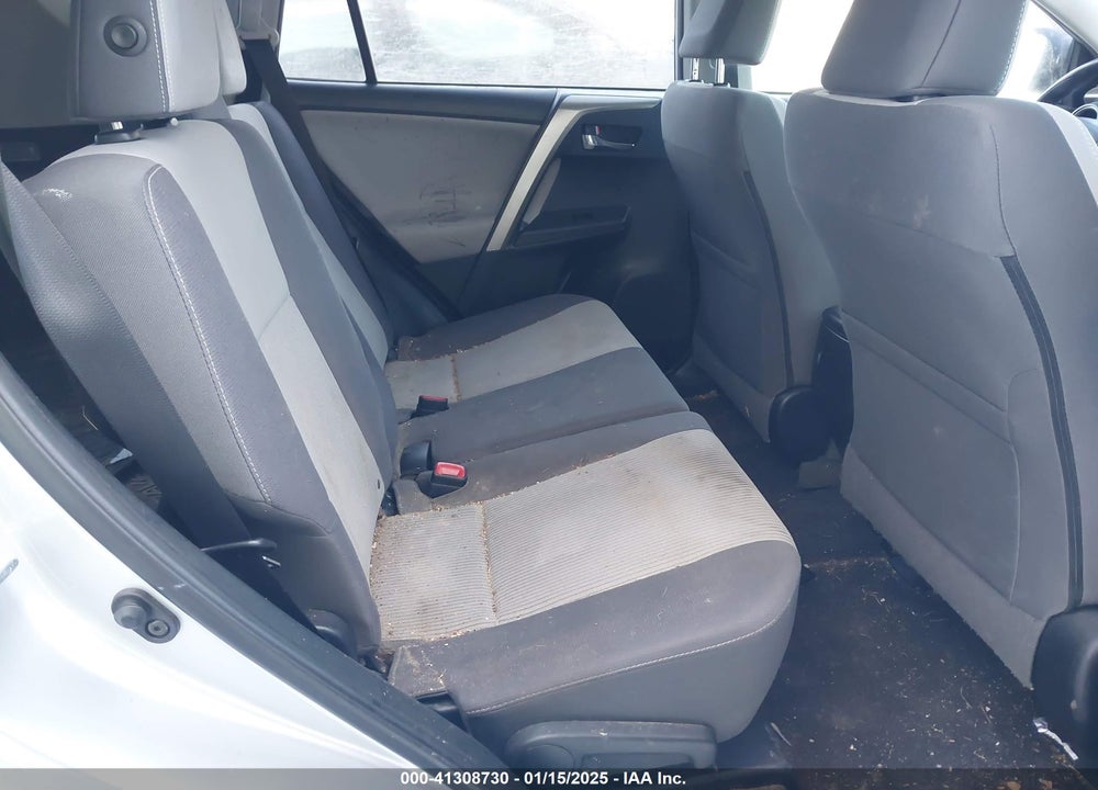 2015 TOYOTA RAV4 XLE VIN: JTMRFREV5FJ046893