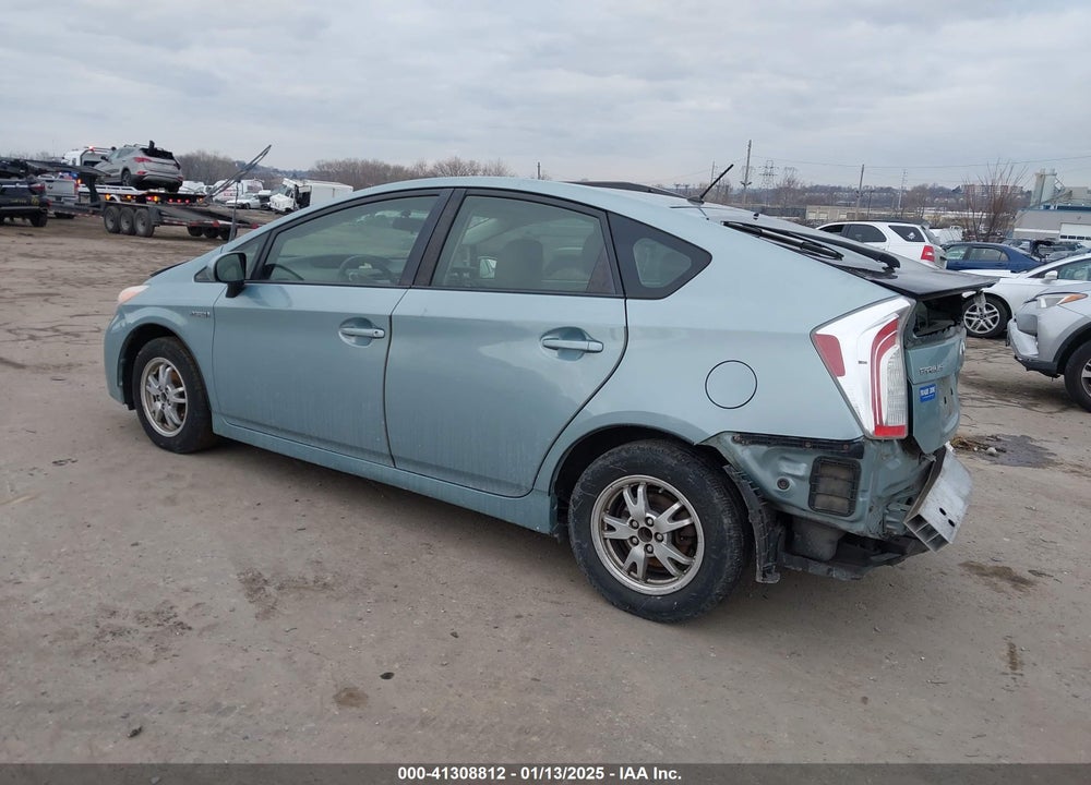 2013 TOYOTA PRIUS TWO VIN: JTDKN3DUXD1693068