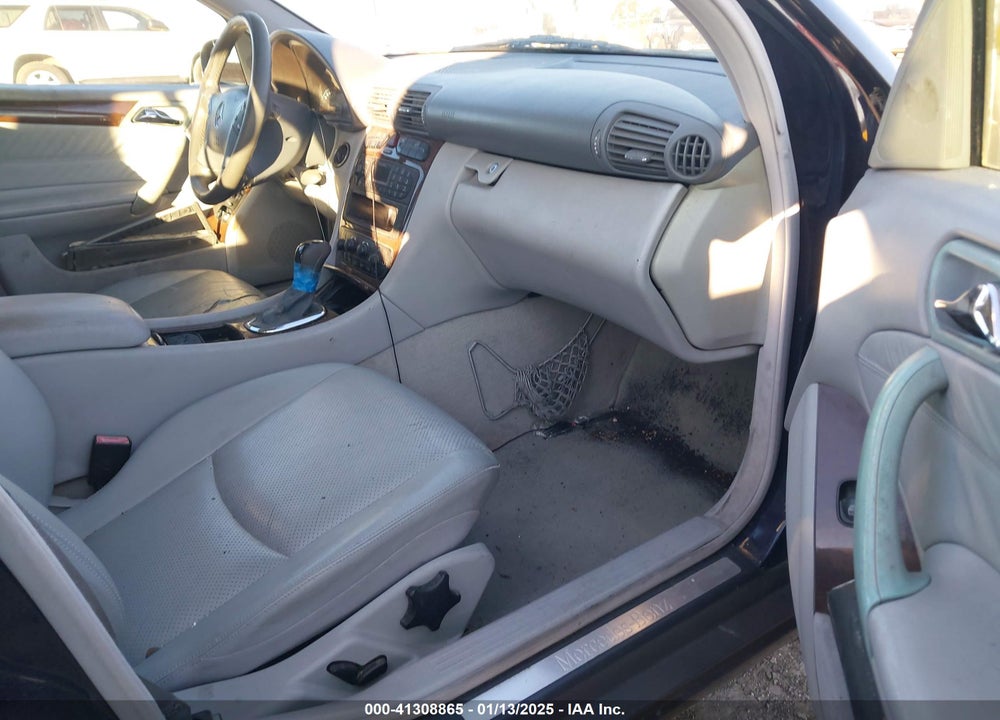 2003 MERCEDES-BENZ C 240 VIN: WDBRH61J33F336641