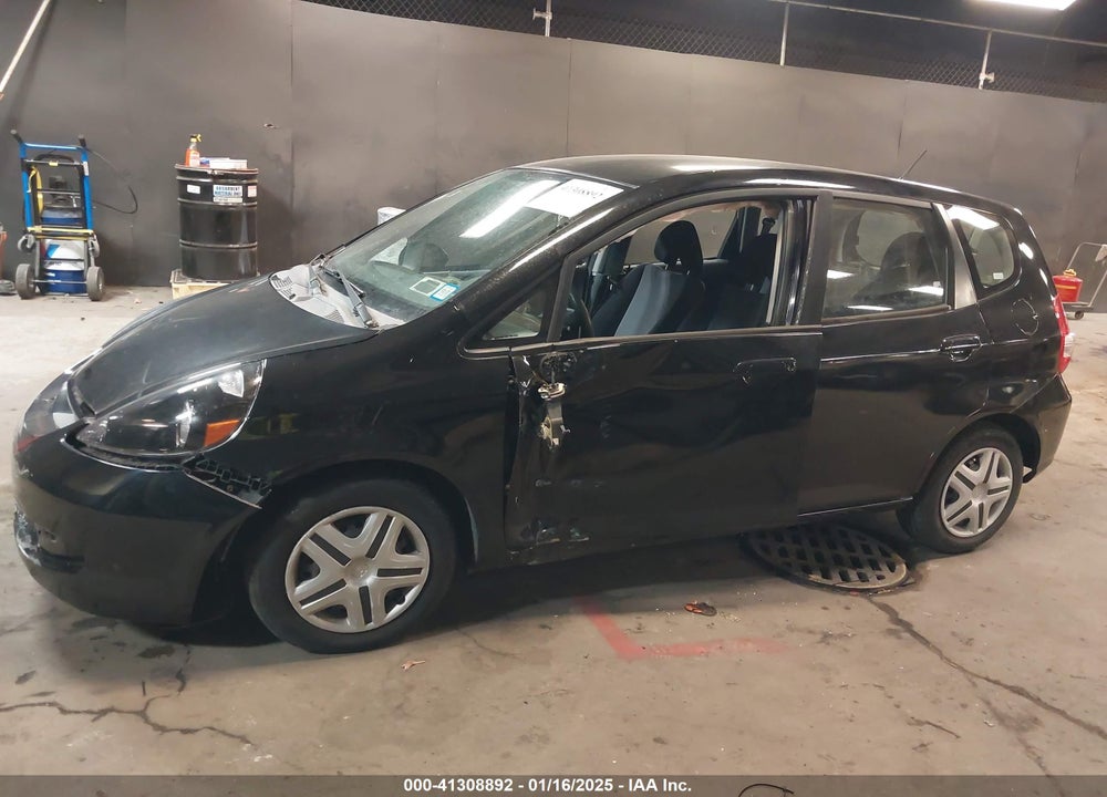 2007 HONDA FIT VIN: JHMGD38457S040194