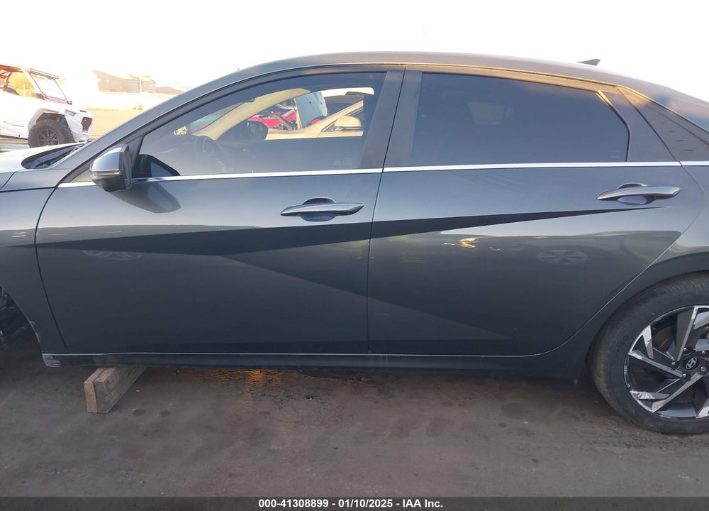 2024 HYUNDAI ELANTRA LIMITED VIN: KMHLP4DG2RU663224
