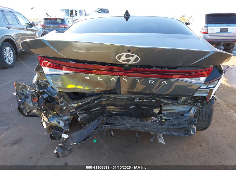 2024 HYUNDAI ELANTRA LIMITED VIN: KMHLP4DG2RU663224