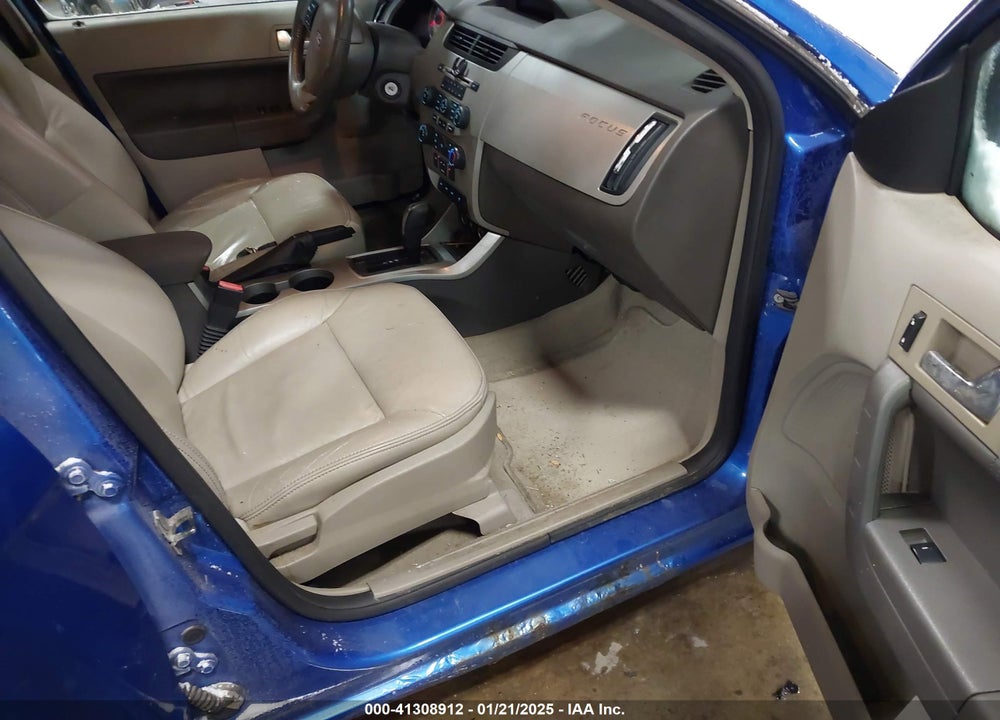 2011 FORD FOCUS SEL VIN: 1FAHP3HN4BW134385