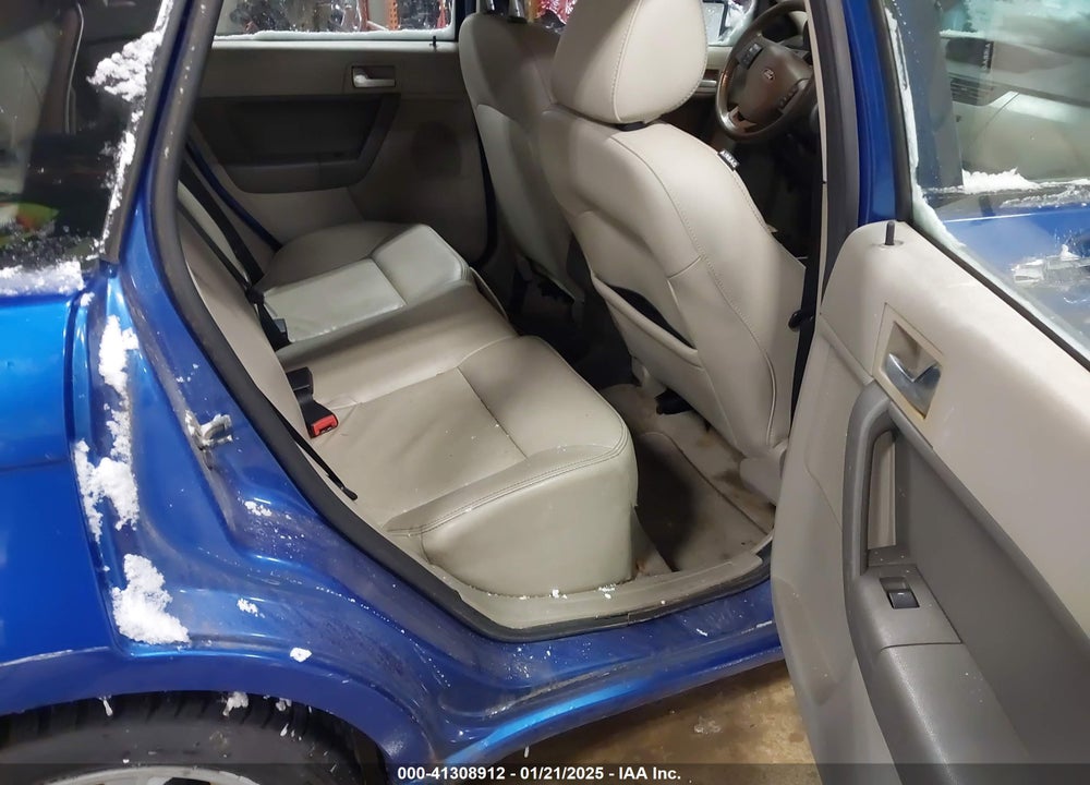 2011 FORD FOCUS SEL VIN: 1FAHP3HN4BW134385