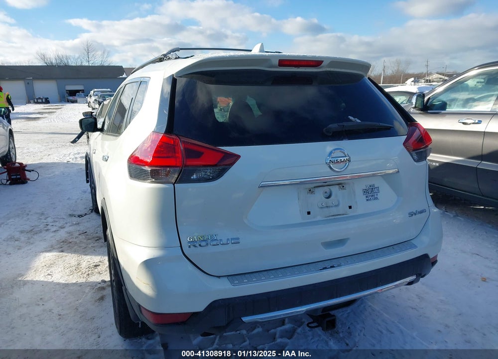 2017 NISSAN ROGUE SV VIN: 5N1AT2MV0HC805242